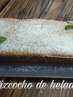 Una foto de Bizcocho de helado de vainilla