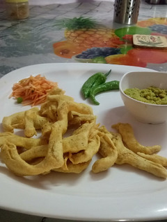 વણેલા ગાંઠીયા (vanela ganthiya Recipe In Gujarati) રેસીપી મુખ્ય ફોટો