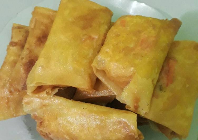 Langkah Mudah untuk Menyiapkan Lumpia mie wortel goreng Anti Gagal