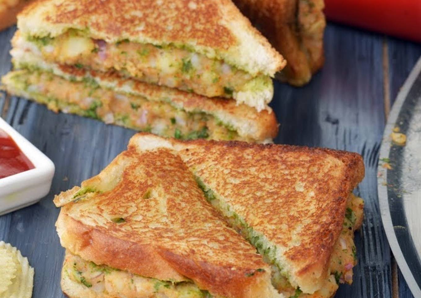 Aaloo sandwich