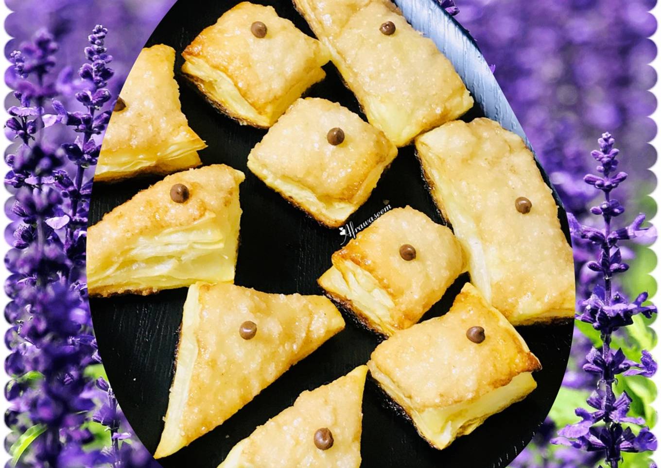 Cinnamon puff pastry bites