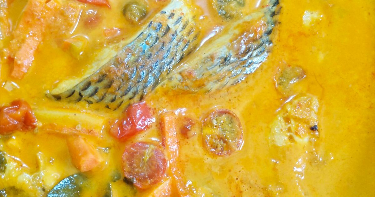 Gulai Kapalo Lauak (Dan Daging Ikan)