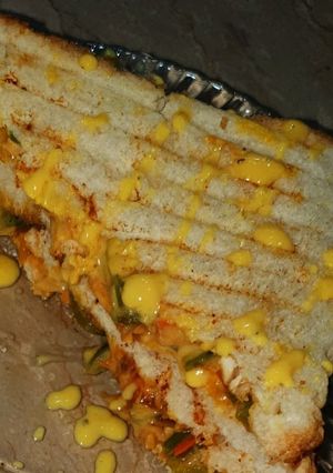 A picture of Grill tikka sandwich.