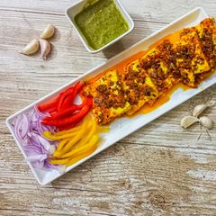A picture of Garlic Paneer Tikka.