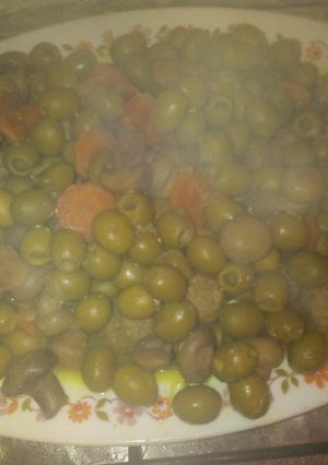 صورة لوصفة الزيتون بالفطر واللحم المفروم