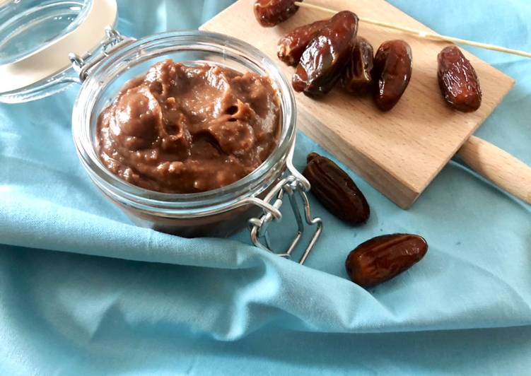 Steps to Prepare Favorite Caramello di datteri