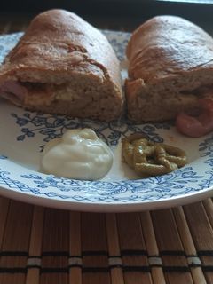 1046. Virslivel töltött tejes kifli ! recept fotója