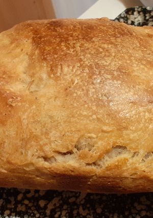 Fűszeres, kovászos kenyér tritikálé liszttel recept fotója
