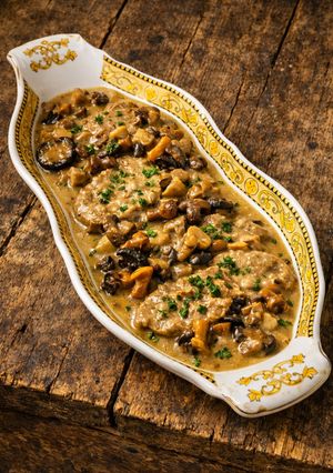 Foto di Scaloppine di vitello ai funghi misti