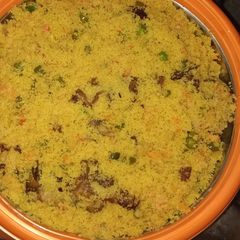 A picture of Couscous Jallof.