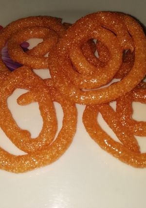 A picture of Rava jalebi.
