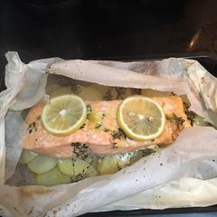 A picture of Parchment garlic butter with thyme salmon.