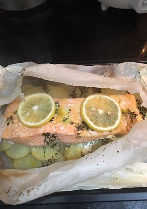 A picture of Parchment garlic butter with thyme salmon.