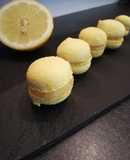 Macarons with Lemon Curd