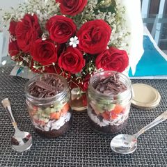 A picture of Valentine jar.