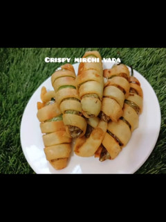 ஸ்டப்டு மிர்ச்சி வடா(stuffed mirchi vada) செய்முறை முக்கிய புகைப்படம்
