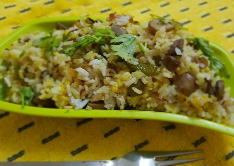 Step-by-Step Guide to Cook Tasty Mushroom Fried Rice