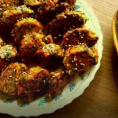 A picture of Dudhi methi na muthiya.