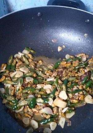 Foto resep Kerang tumis cabe hijau