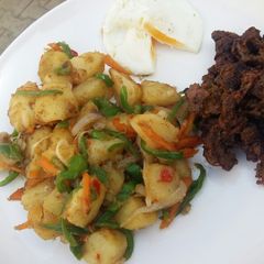 A picture of Potato Harra.