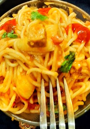 A picture of Tikka style noodles.