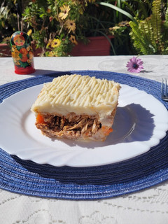 Una foto de Pastel de bondiola braseada