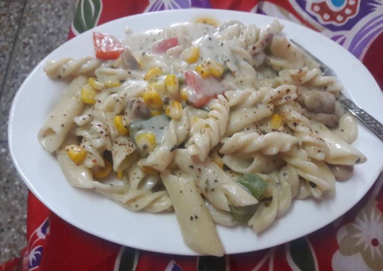 Recipe of Any-night-of-the-week Yummy Creamy Pasta