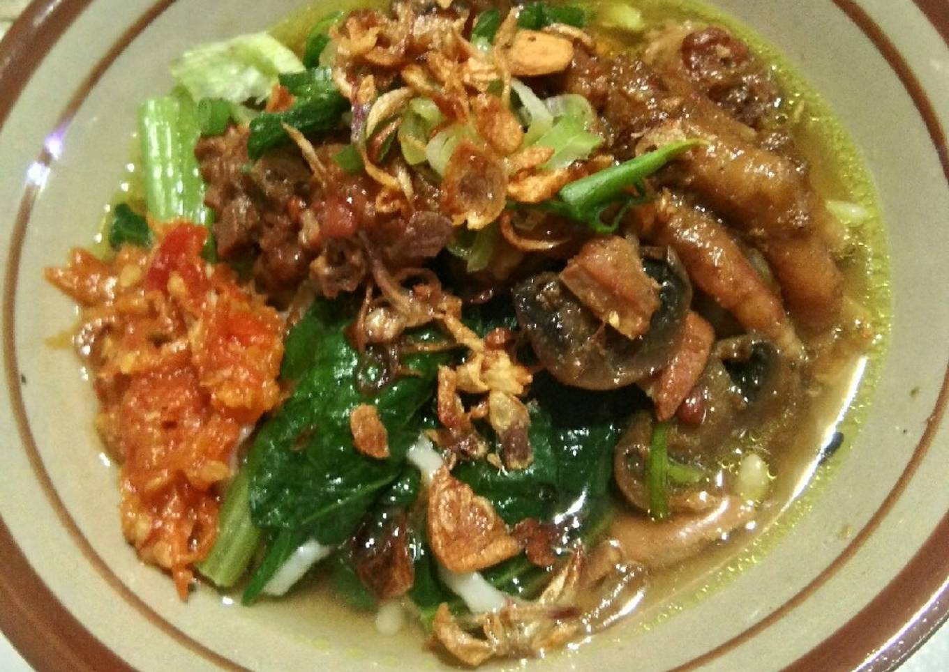 Mie Ayam Ceker Jamur