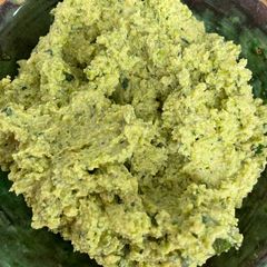 Broadbean, pea and mint hummus A picture of Broadbean, pea and mint hummus.