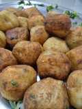 Croquete de batata com queijo parmesão ralado