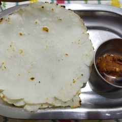 A picture of Rice Roti - (Pathiri).