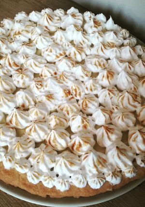 Une photo de Tarte meringuée citron yuzu