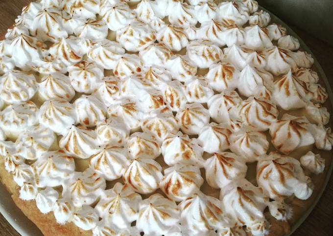 Tarte meringuée citron yuzu