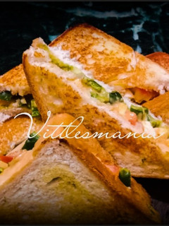 वेज मेयोनेज़ पनीर सैंडविच (Veg mayonnaise paneer sandwich recipe in Hindi) रेसिपी मुख्य फोटो