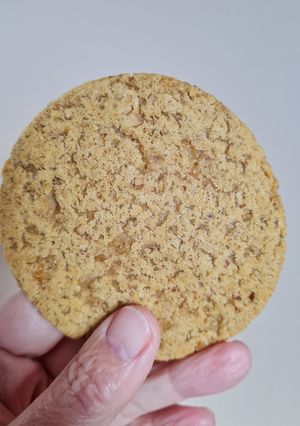 Una foto de Galletas de garbanzos inspiradas en falafel