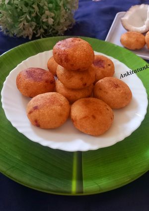 A picture of Kakara Pitha (Odisha).