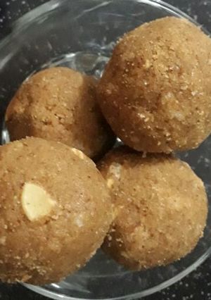 A picture of Aate ki Pinni.