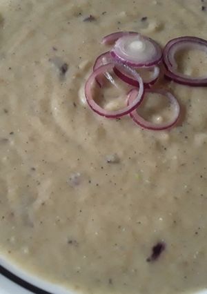 Una foto de Salsa de berenjena🍆ahumada🤔
