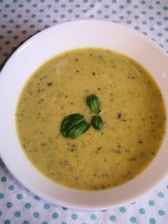 Kókusztejes cukkini krémleves recept fotója