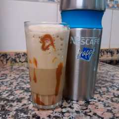 Una foto de Frappé Caramelo - muy fácil