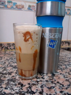 Una foto de Frappé Caramelo - muy fácil