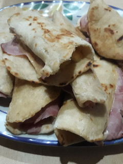 Una foto de Tacos de Jamón y Queso
