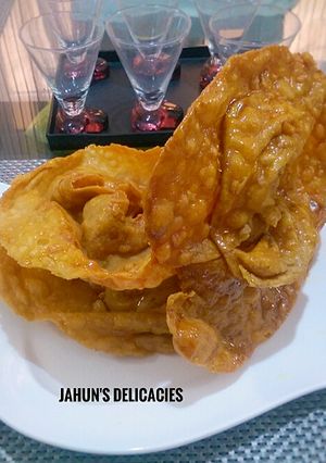 A picture of Dubulan(snack for the royals).