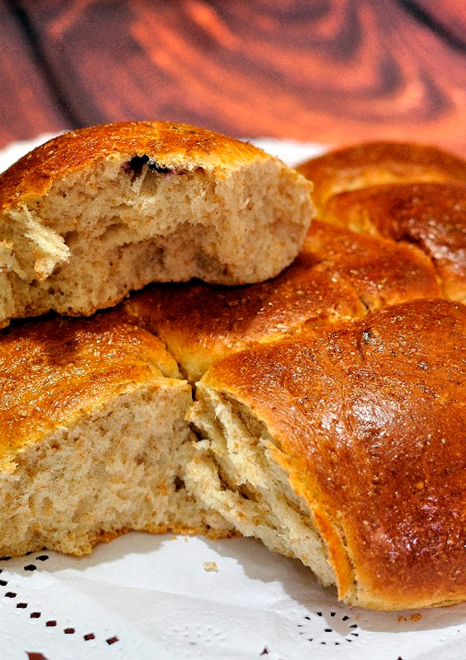 Una foto de Pan brioche semi-integral con arándanos