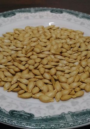 烘烤南瓜子-木新店氣炸鍋 的食譜成品照片