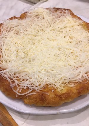 Burgonyás lángos recept fotója