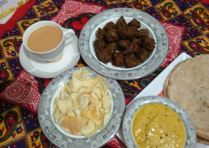 Milky Tea with breakfast platter 😃😃