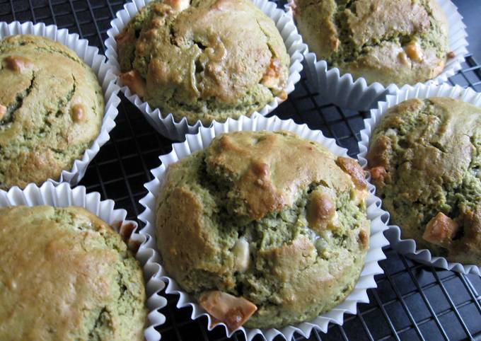 Matcha & White Chocolate Muffins