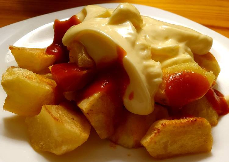 Patatas bravas