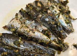 Foto principal de Sardinas con ajo y perejil en airfryer Cosori